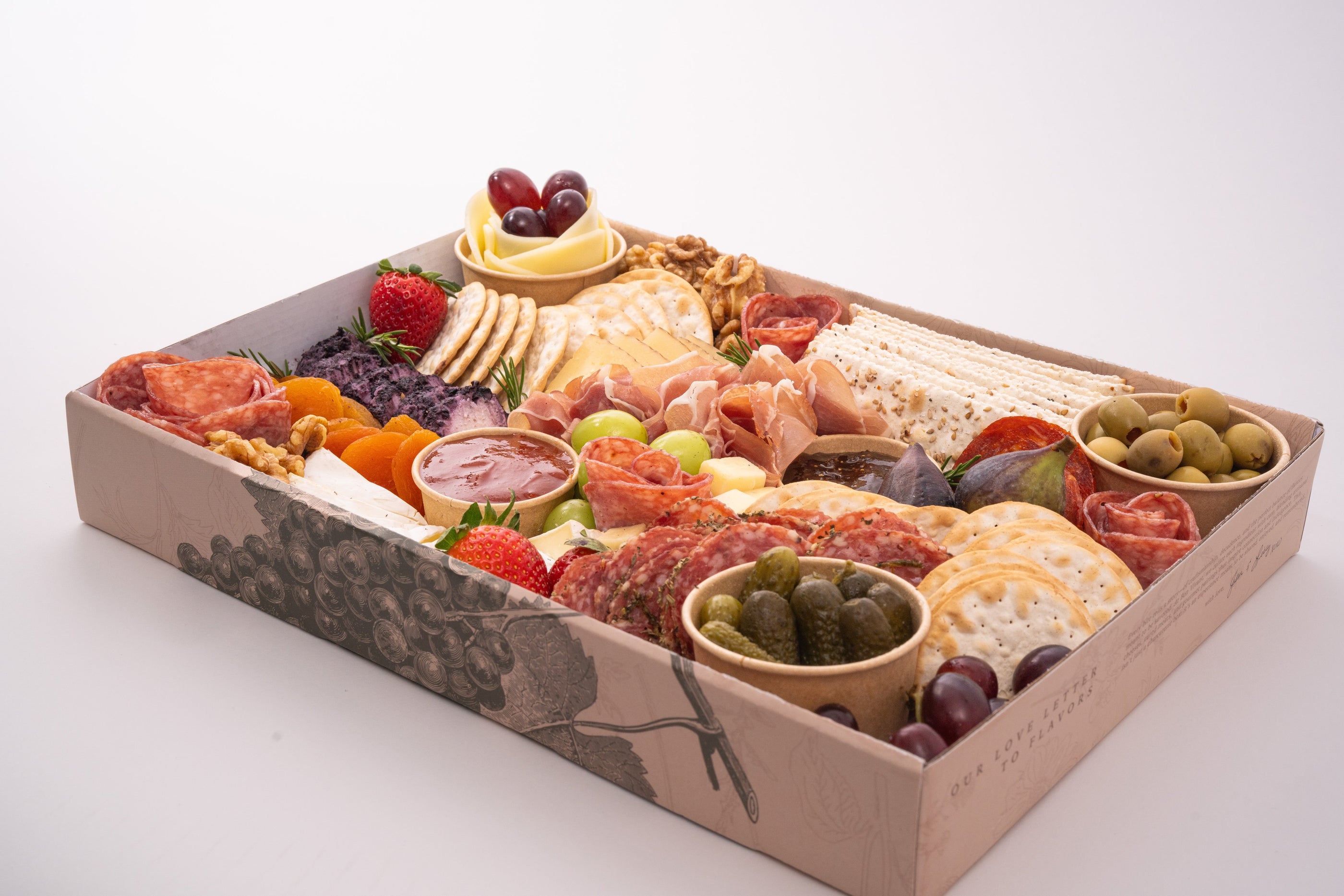 How Custom Charcuterie Boxes Make the Perfect Gift for Every Occasion in Miami
